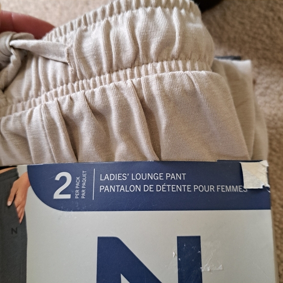 New! Natori Lounge Pants Size Large Beige Grey PJ Pants Casual Neutral Relaxed - Picture 8 of 11